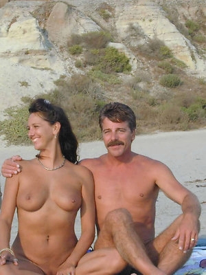 Nudist old men with their teen girlfriends - Old Young Nudists